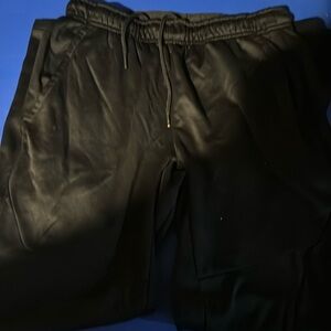 Tech joggers